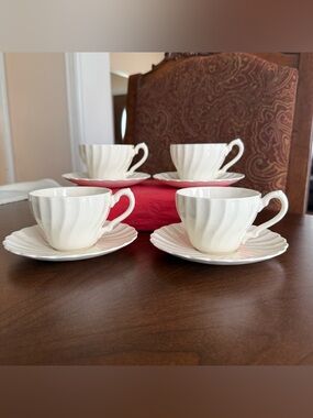 4 Sets Myott Staffordshire England Olde Chelsea White Swirl 5.75” Cups & Saucers
